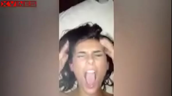 Amateur bite sucer