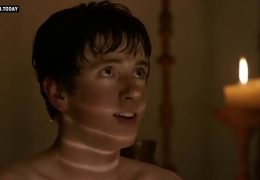 pornsexxx9.com – VIVA BIANCA – SHOWING HER NAKED BODY TO A TEEN BOY – SPARTACUS