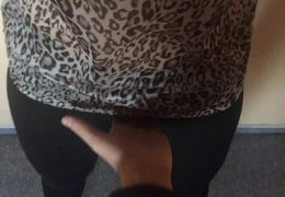 Fucking Beautiful Estate Broker